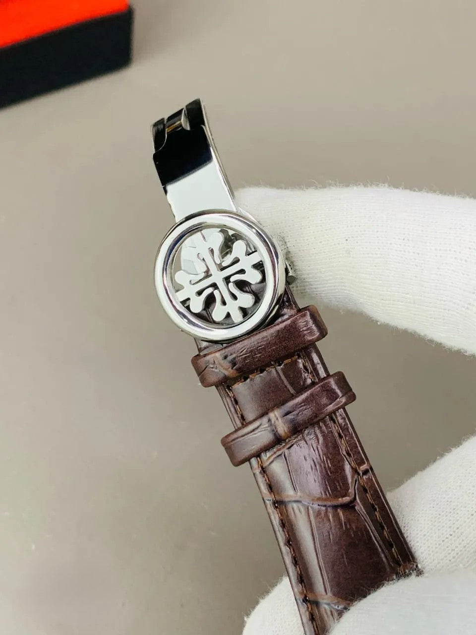 Patek Philippe Leather Strips – Prestige Square Edition (Master Lock)