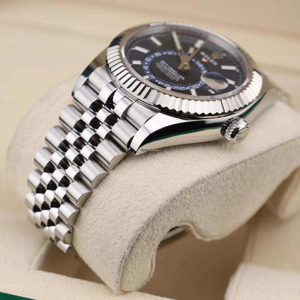 Rolex Sky-Dweller – Silver Stainless Steel Chain (White Dial)