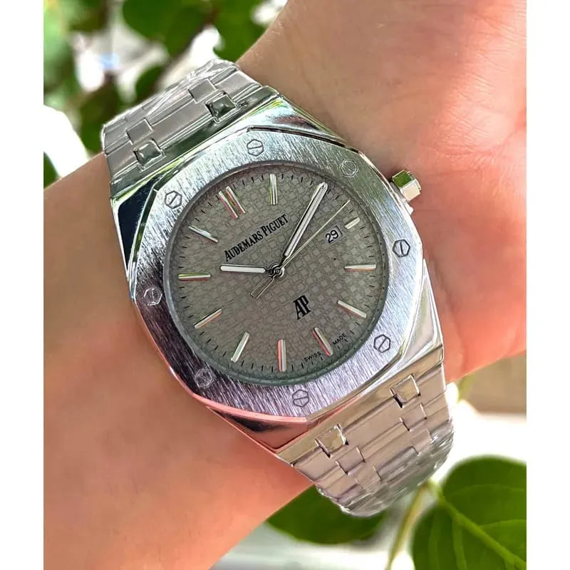 Audemars Piguet Royal Oak Silver Chain (White & Blue Dial)