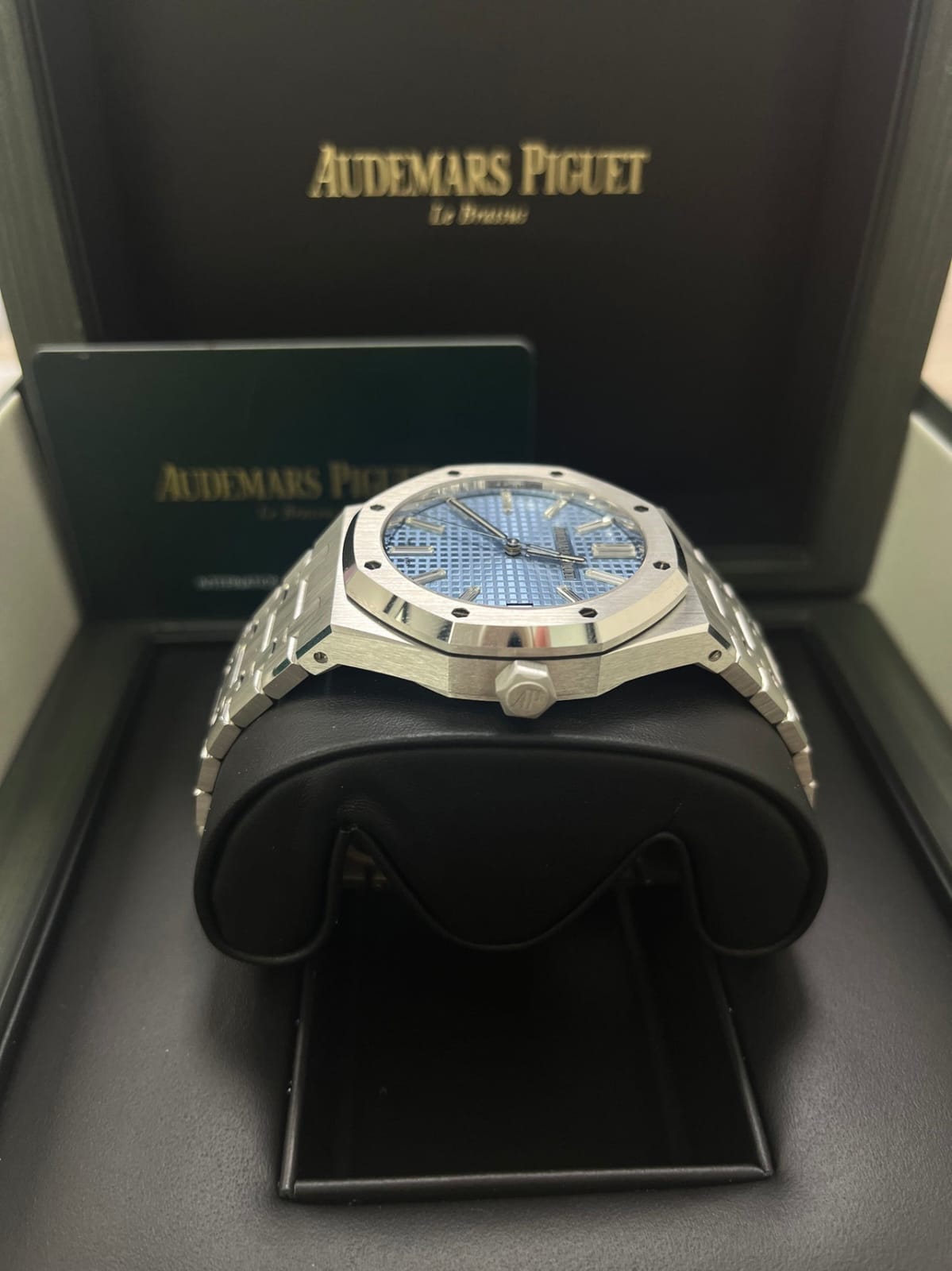 Audemars Piguet Royal Oak Silver Chain (White & Blue Dial)