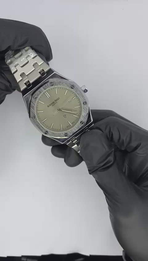Audemars Piguet Royal Oak Silver Chain (White & Blue Dial)